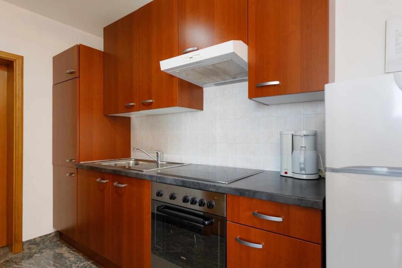 Apartments Lacic คิร์ก ภายนอก รูปภาพ