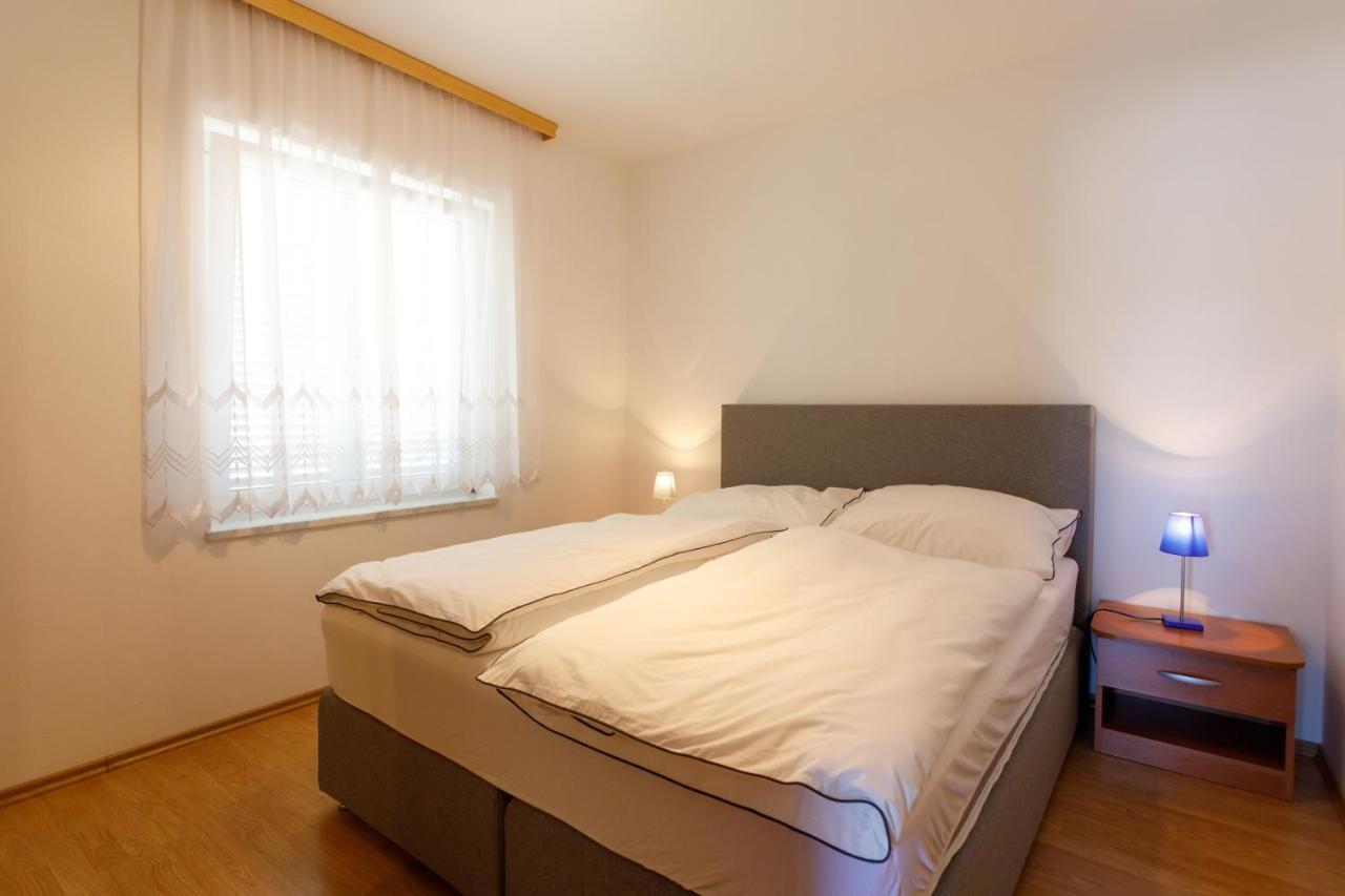 Apartments Lacic คิร์ก ภายนอก รูปภาพ