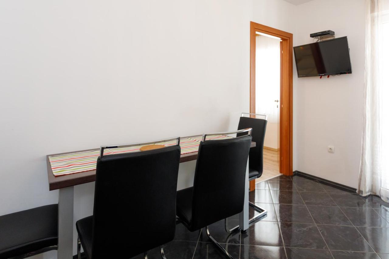 Apartments Lacic คิร์ก ภายนอก รูปภาพ
