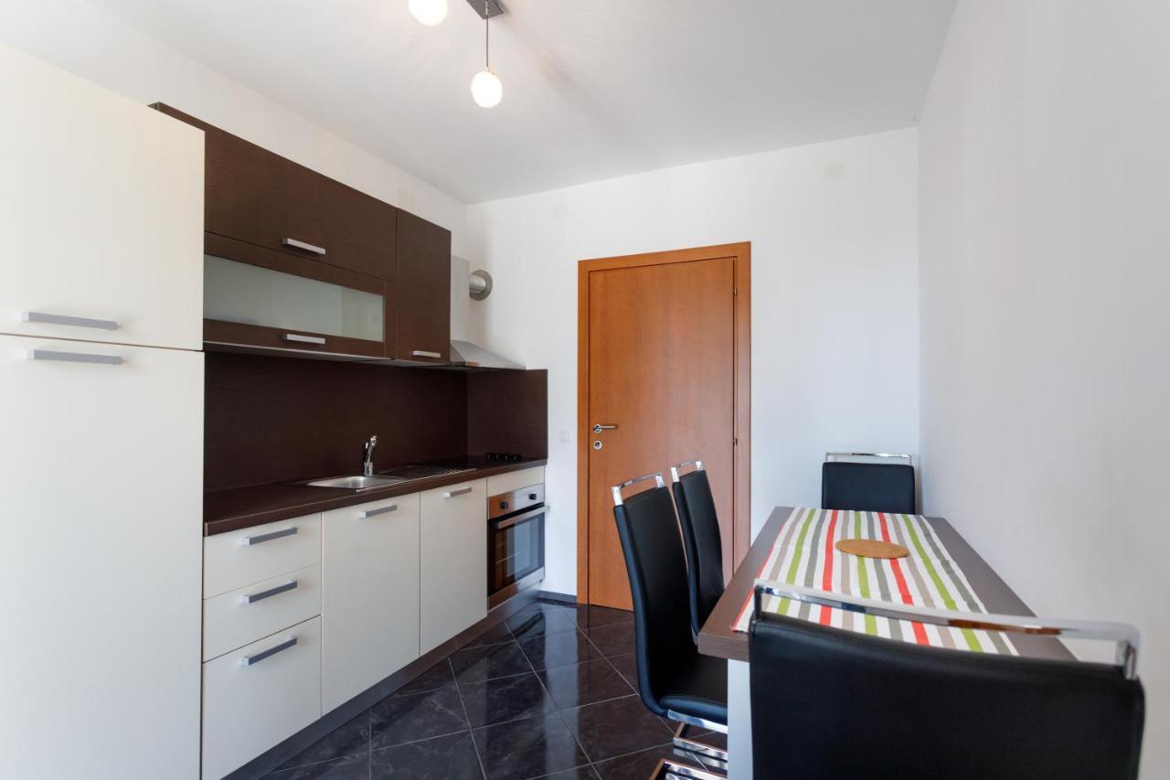 Apartments Lacic คิร์ก ภายนอก รูปภาพ